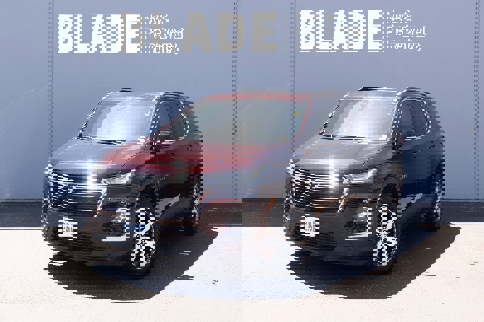 Used 2023 Chevrolet Traverse LT