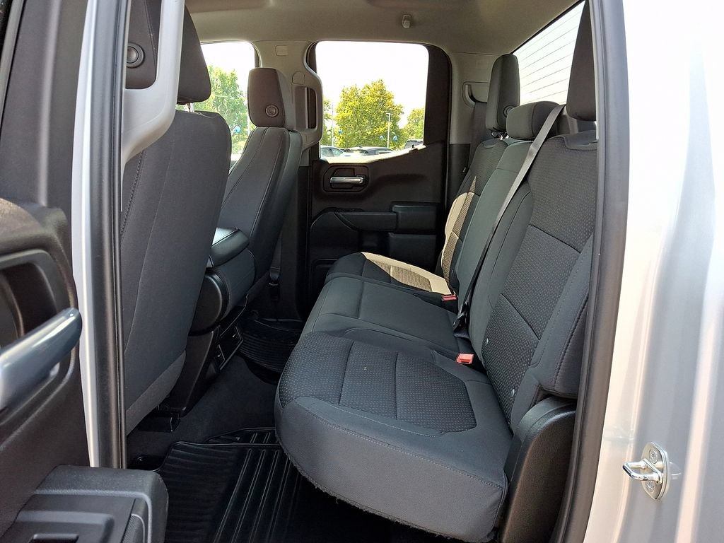 Certified 2020 Chevrolet Silverado 1500 Custom w/ Custom Value Package AWD/4WD image 11