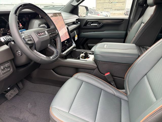 New 2026 GMC Yukon XL AT4 w/ AT4 Premium Plus Package AWD/4WD image 16