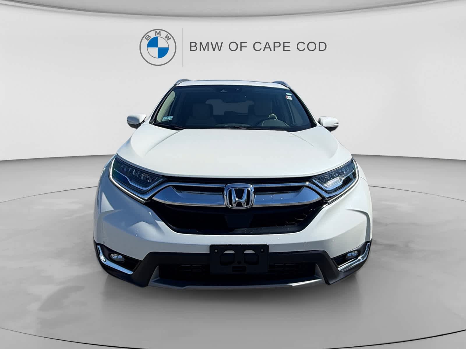Used 2017 Honda CR-V Touring image 2