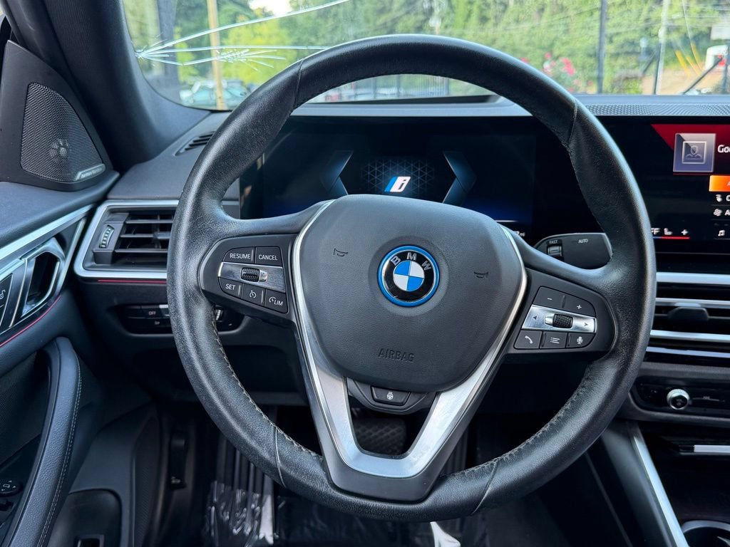 Used 2024 BMW i4 eDrive40 w/ Premium Package RWD image 44