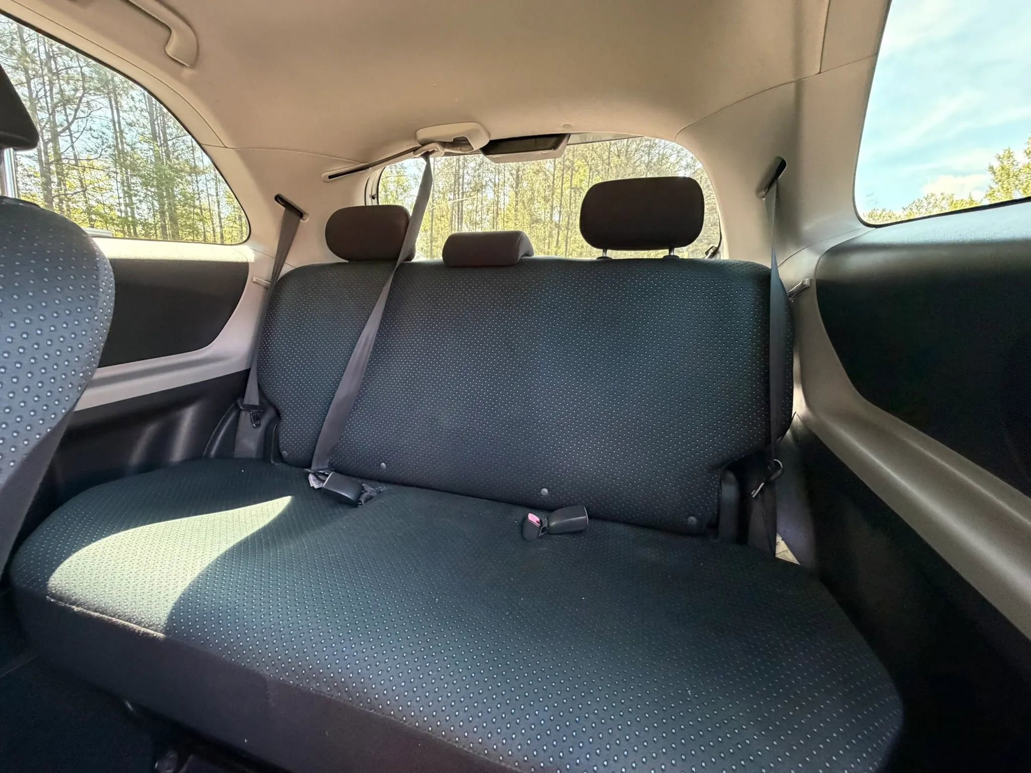Used 2007 Toyota Yaris 2-Door Hatchback FWD image 13
