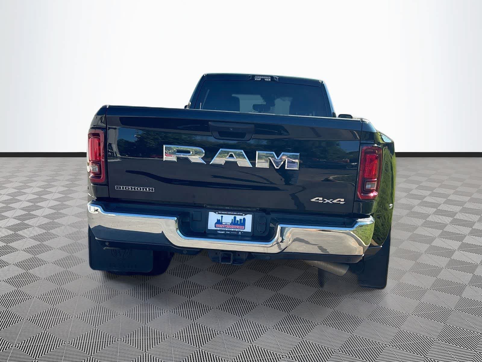 Used 2025 RAM 3500 Big Horn AWD/4WD image 6
