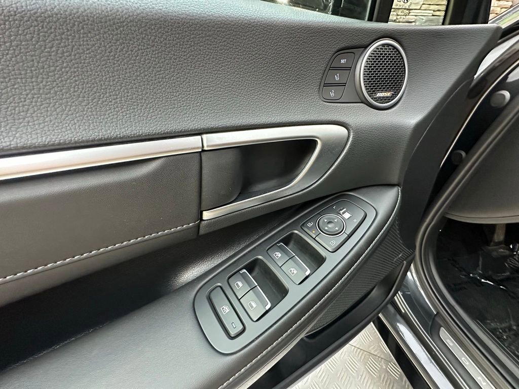 Used 2024 Hyundai Sonata Limited image 26