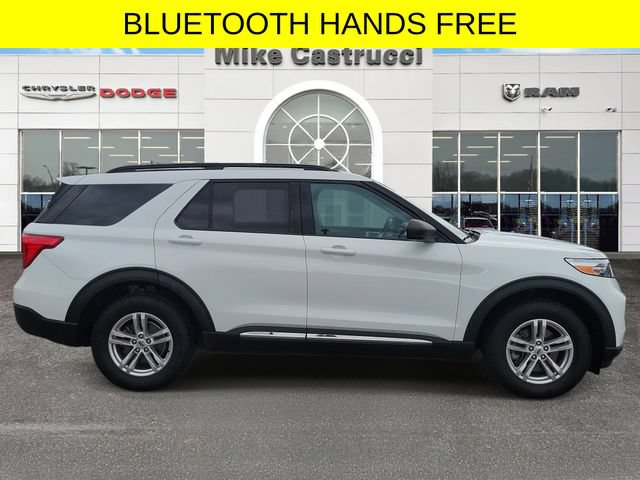 Used 2021 Ford Explorer XLT AWD/4WD image 3