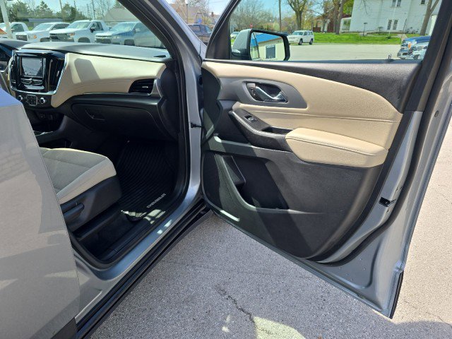 Used 2023 Chevrolet Traverse LS w/ Safety Package image 44