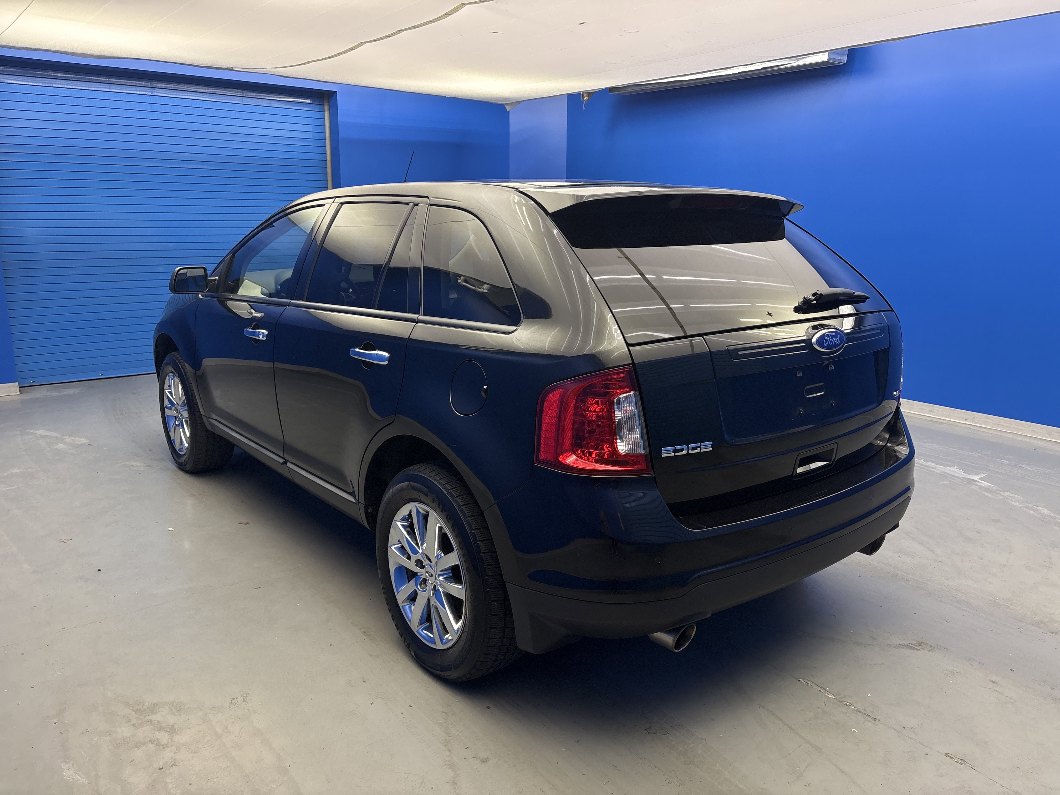 Used 2011 Ford Edge SEL w/ 202A Rapid Spec Order Code FWD image 5