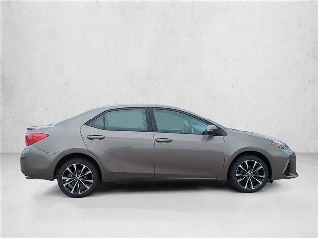 Used 2017 Toyota Corolla SE FWD image 4