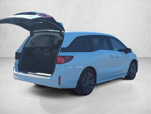 New 2026 Honda Odyssey Touring image 2