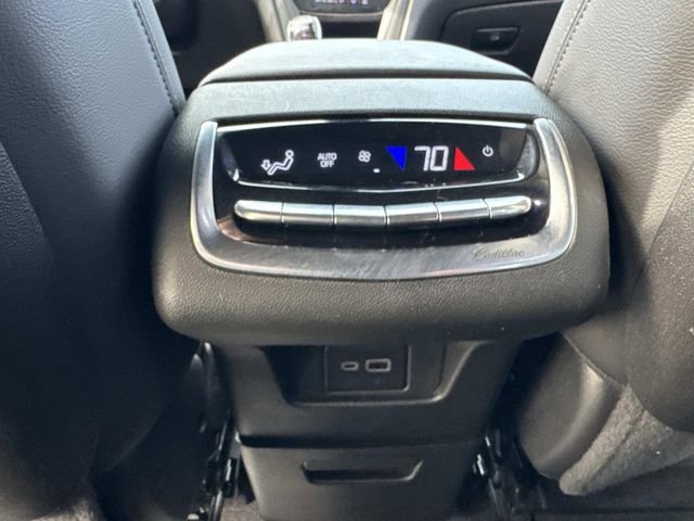 Used 2024 Cadillac XT6 Luxury image 15