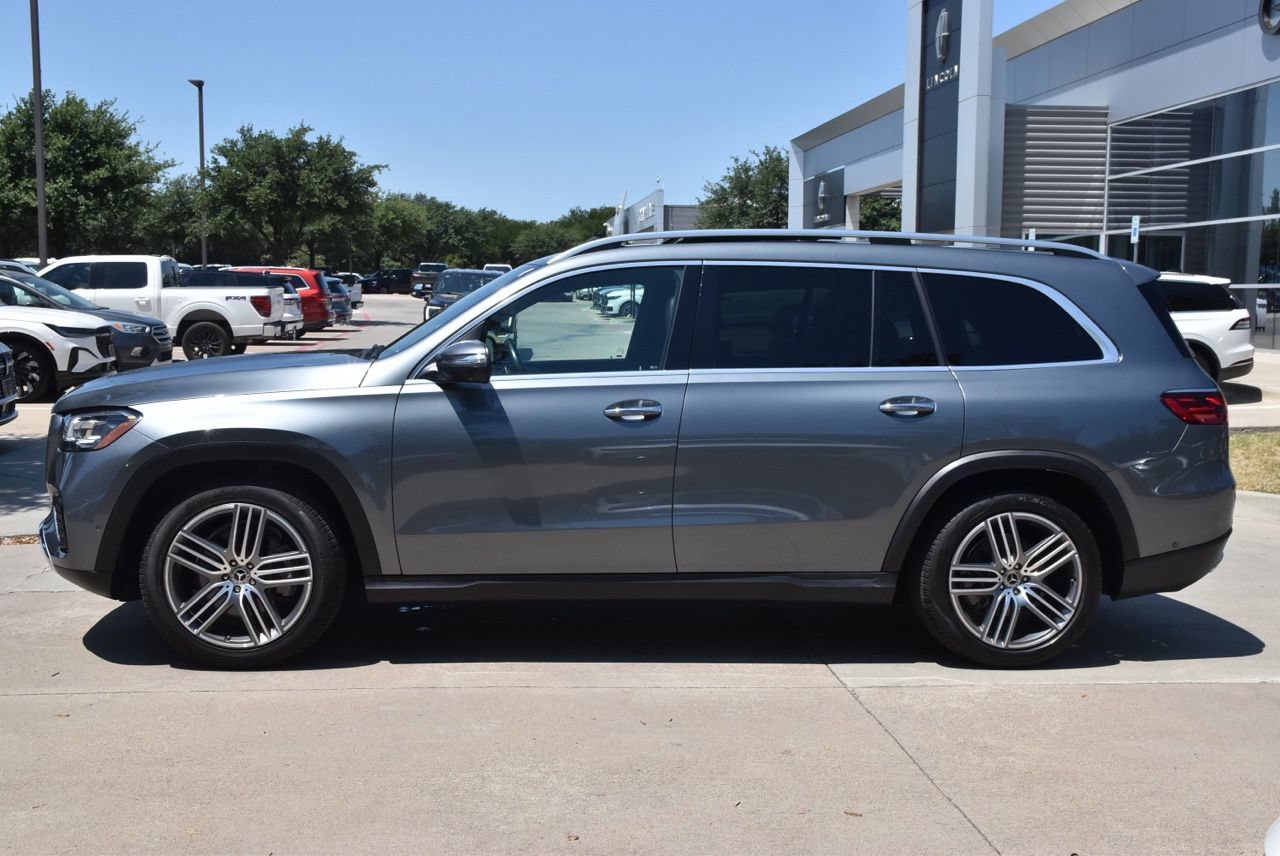 Used 2024 Mercedes-Benz GLS 450 4MATIC image 12