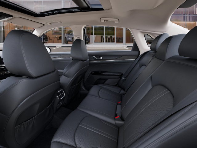New 2025 Kia K5 EX FWD image 18