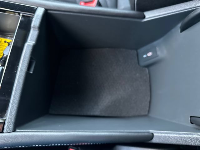 Certified 2024 Volkswagen Atlas Cross Sport SE w/ Panoramic Sunroof Package AWD/4WD image 30
