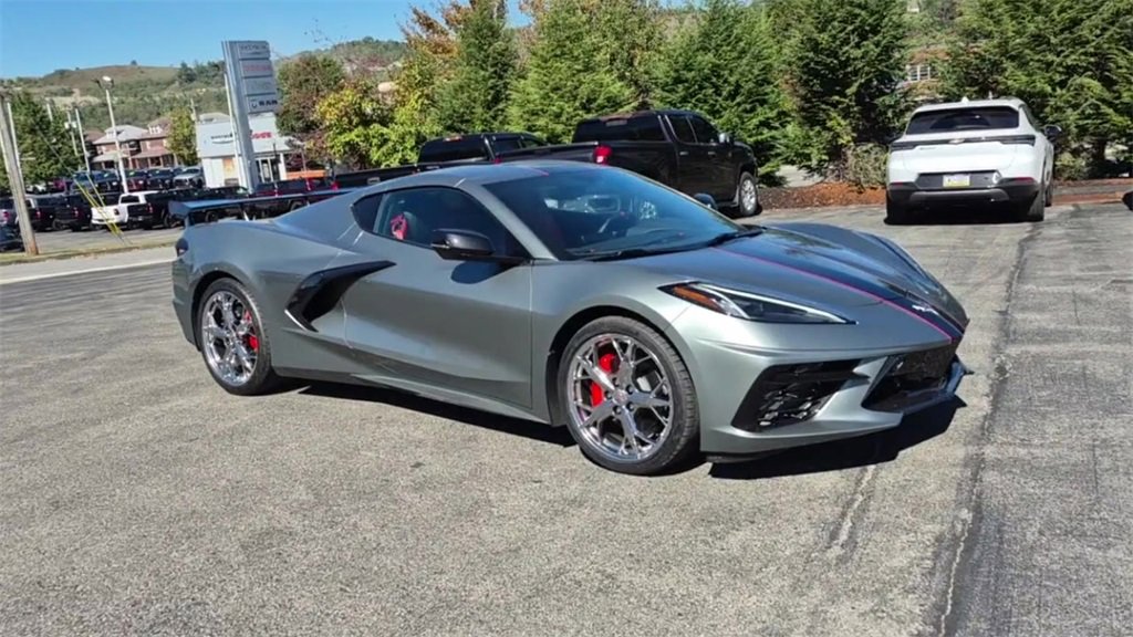 Used 2023 Chevrolet Corvette Stingray Preferred Cpe w/ 2LT image 3