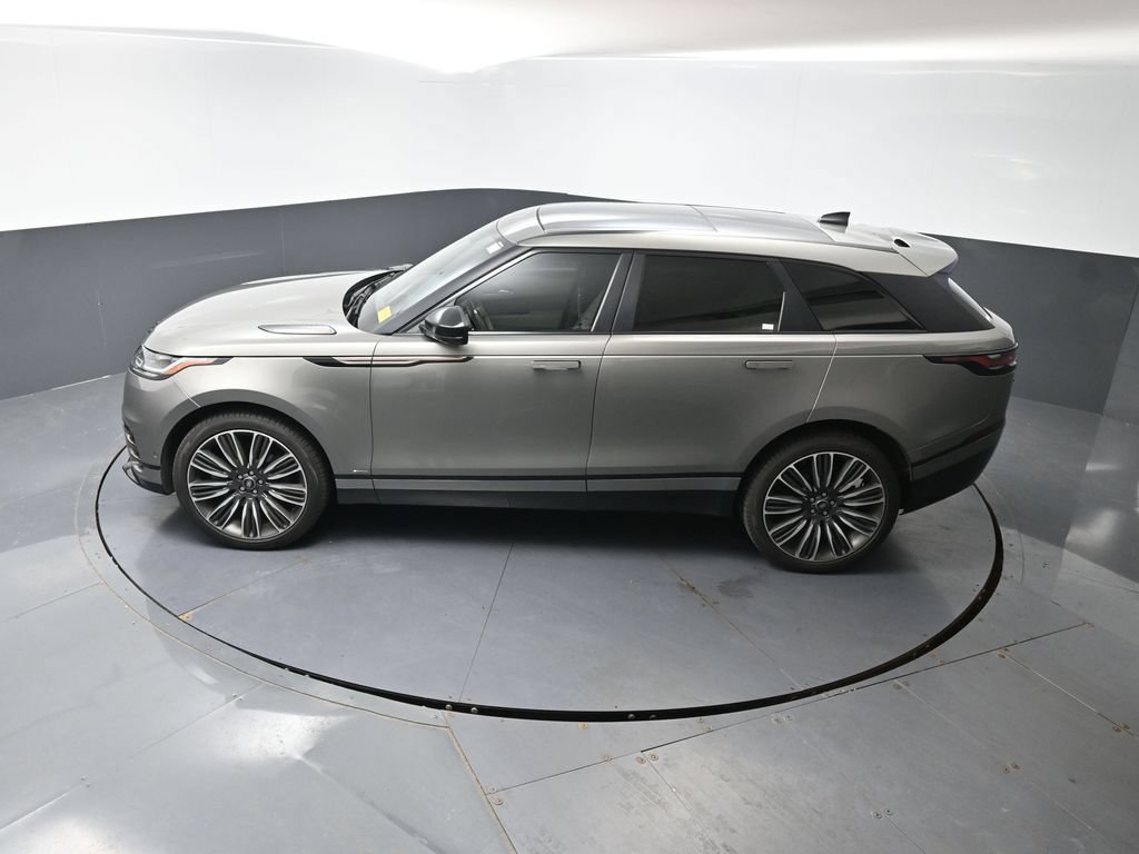 Used 2018 Land Rover Range Rover Velar R-Dynamic HSE AWD/4WD image 46