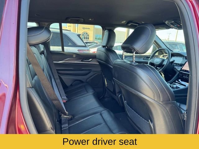Used 2024 Jeep Grand Cherokee Limited image 12