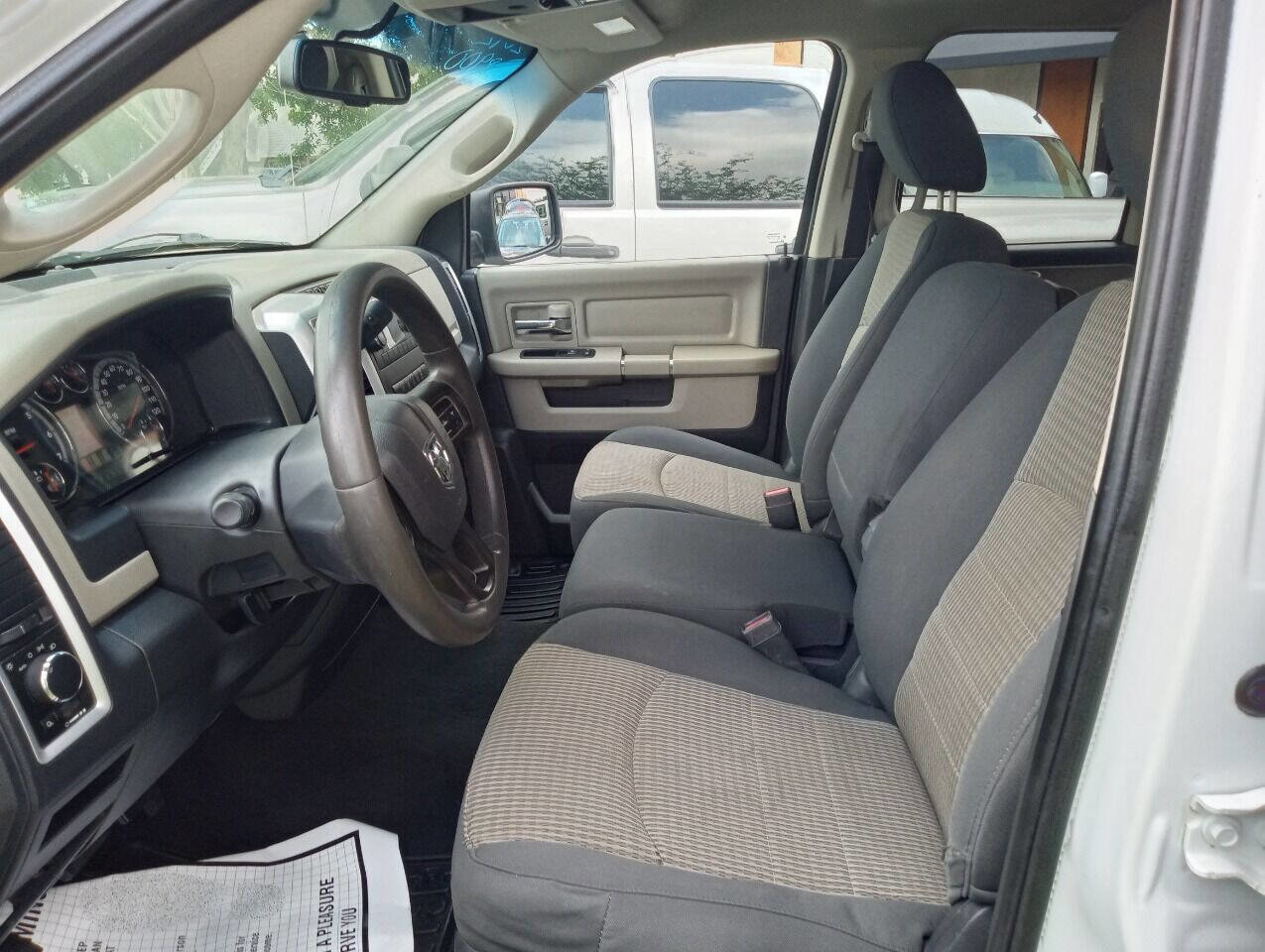 Used 2012 RAM 1500 Classic SLT w/ Protection Group AWD/4WD image 12
