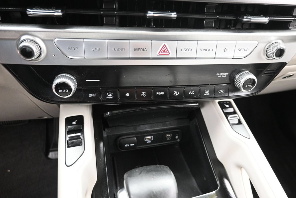 Used 2023 Kia Telluride S w/ S Sunroof Package FWD image 18