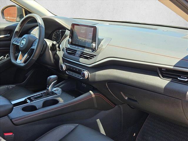 Used 2022 Nissan Altima 2.5 SR FWD image 18