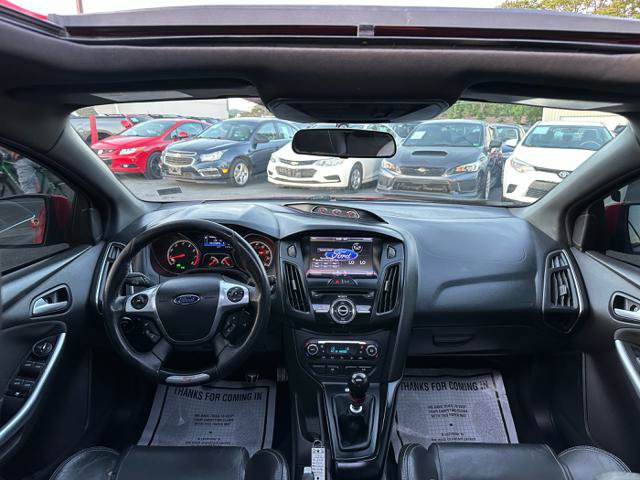 Used 2013 Ford Focus ST FWD image 19