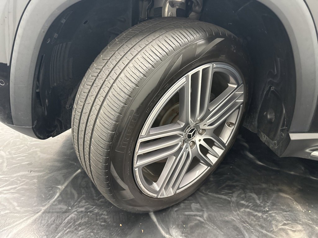 Used 2021 Mercedes-Benz GLS 450 4MATIC image 36