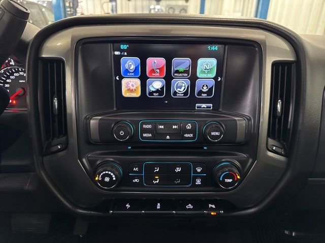 Used 2018 Chevrolet Silverado 1500 LT w/ LT Plus Package image 5