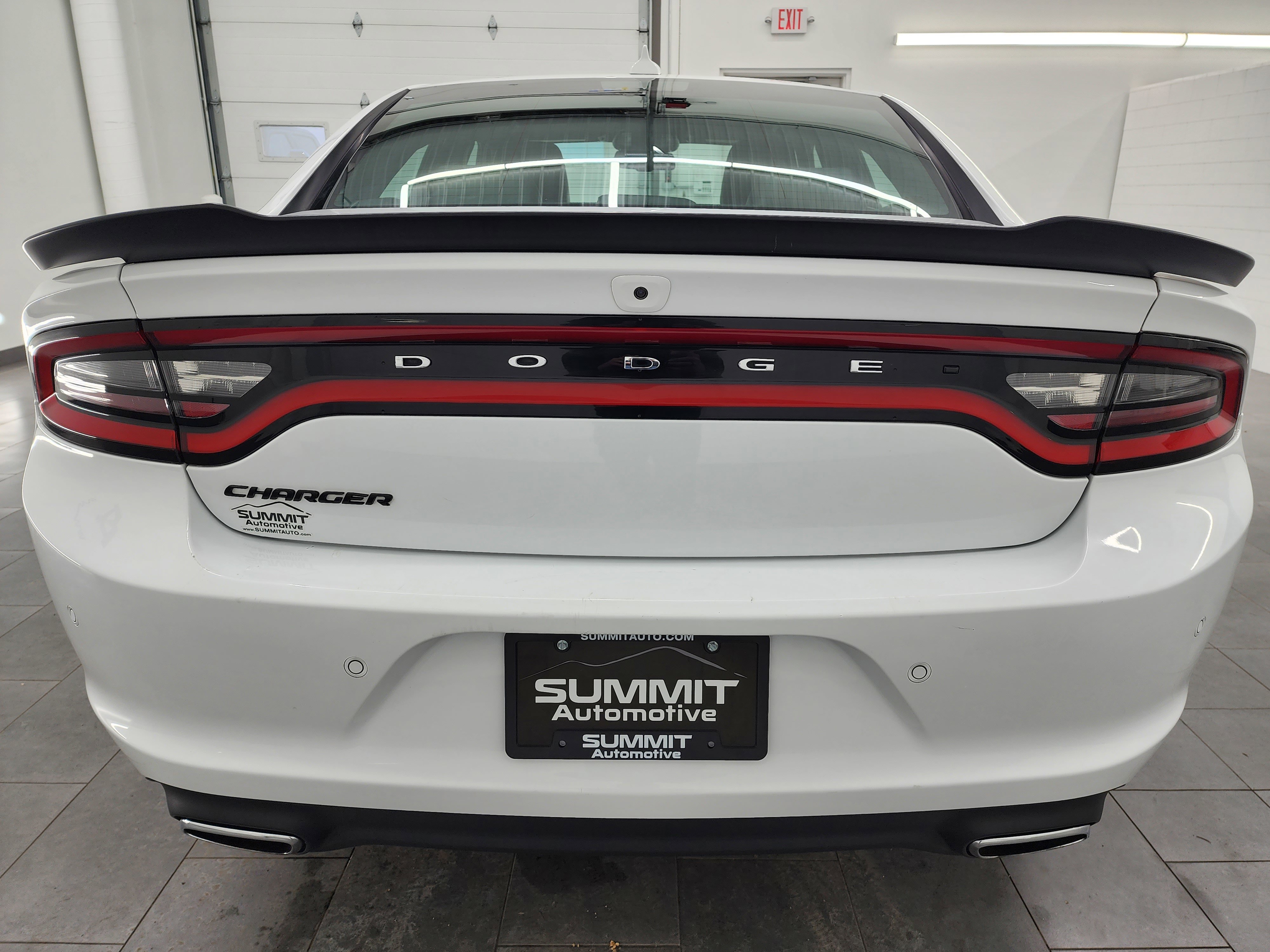 Used 2017 Dodge Charger SXT w/ AWD Plus Group image 26