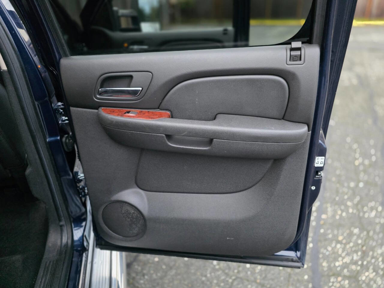 Used 2011 Chevrolet Silverado 3500 LTZ image 51