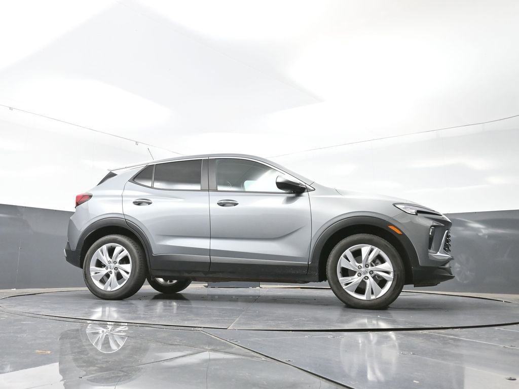 Used 2025 Buick Encore GX Preferred image 52