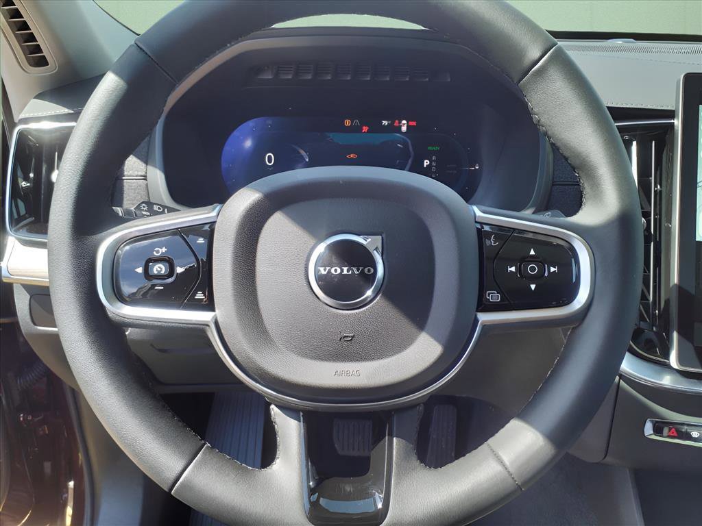 Used 2025 Volvo XC90 T8 Plus w/ Protection Package Premier image 28