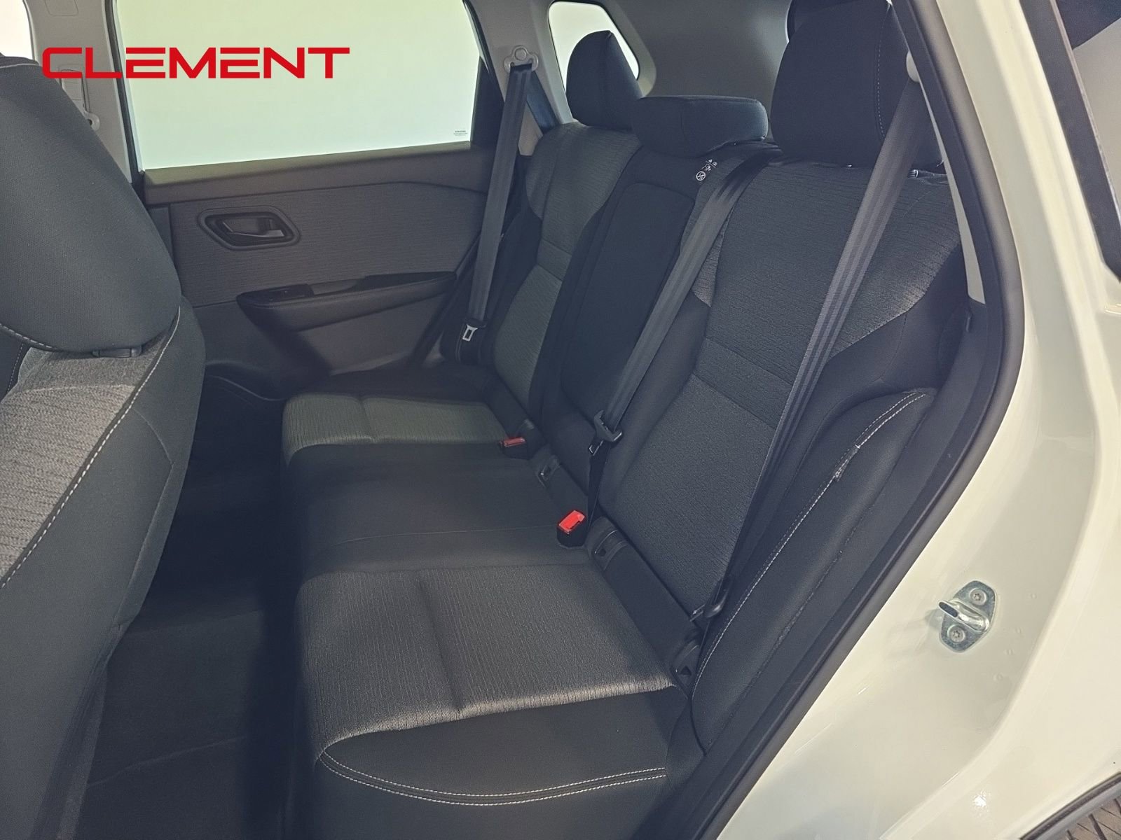 Used 2021 Nissan Rogue S image 28