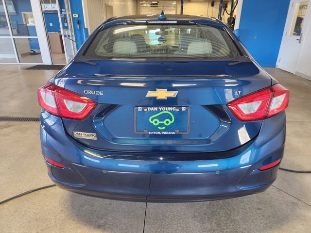 Certified 2019 Chevrolet Cruze LT w/ Sun And Sound Package image 3