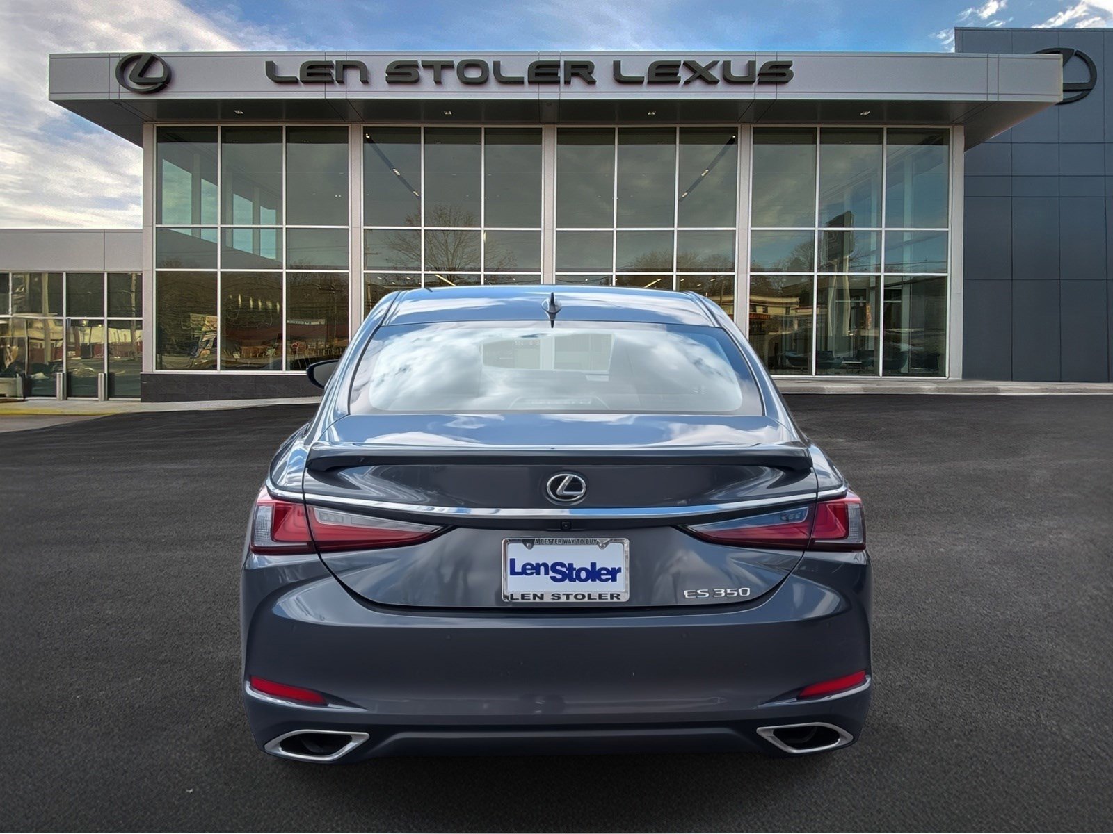 Certified 2025 Lexus ES 350 w/ Premium Package image 4