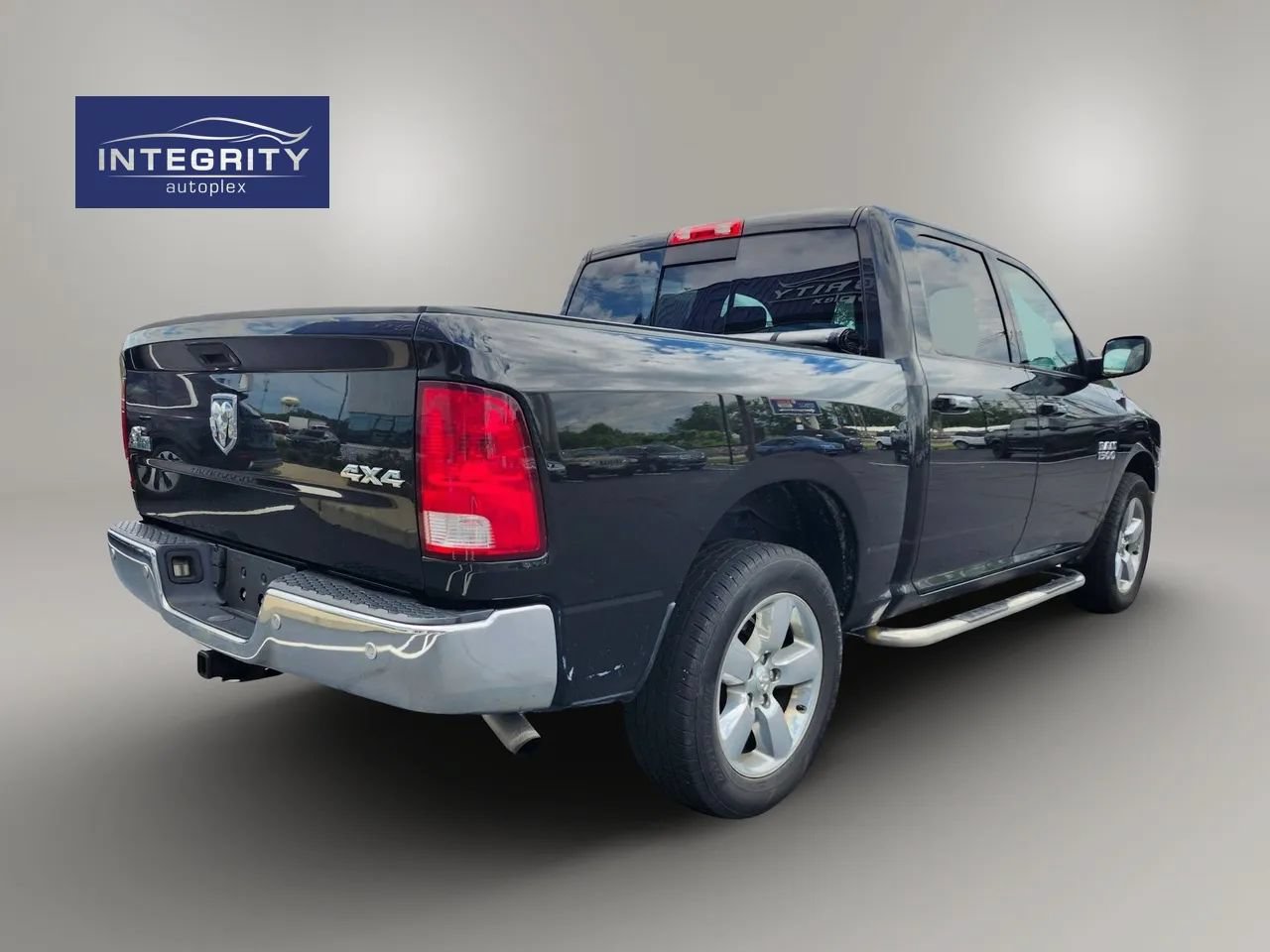 Used 2017 RAM 1500 Big Horn AWD/4WD image 3