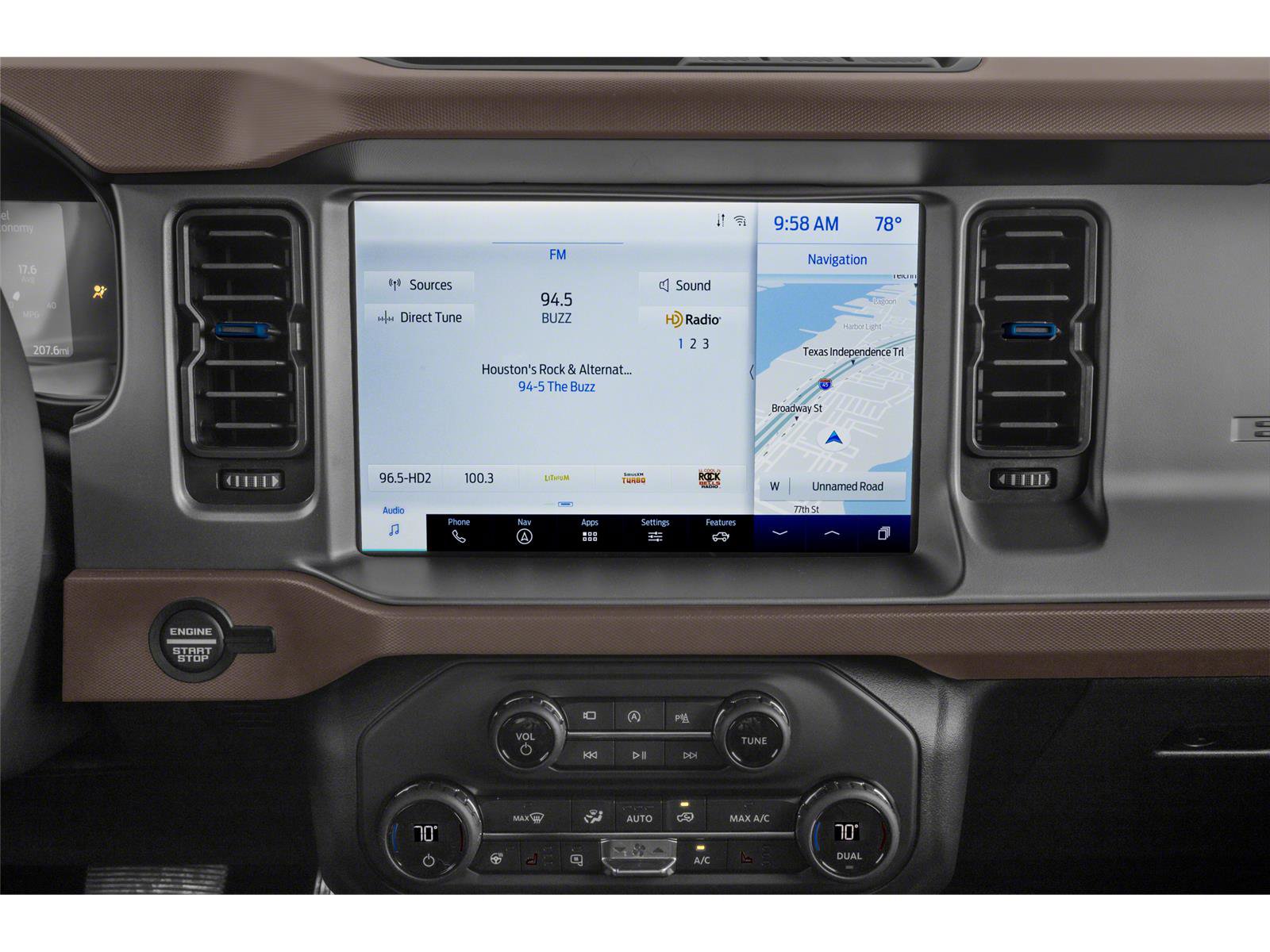 Used 2021 Ford Bronco Outer Banks w/ Sasquatch Package AWD/4WD image 5