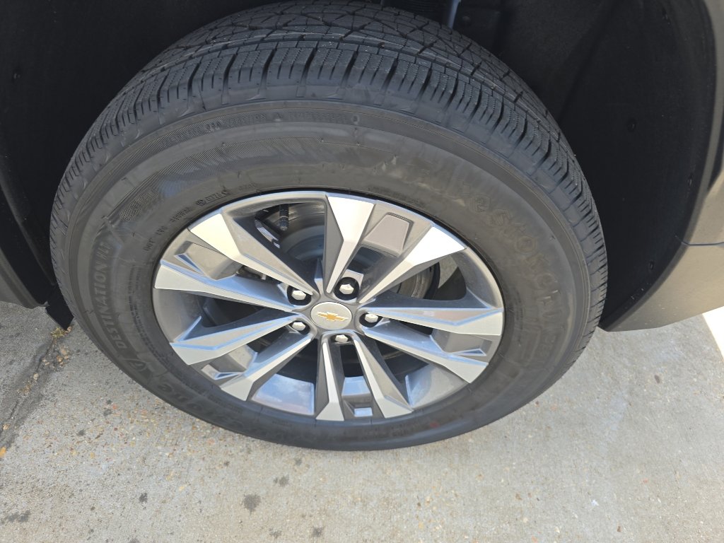 New 2026 Chevrolet Equinox LT FWD image 36
