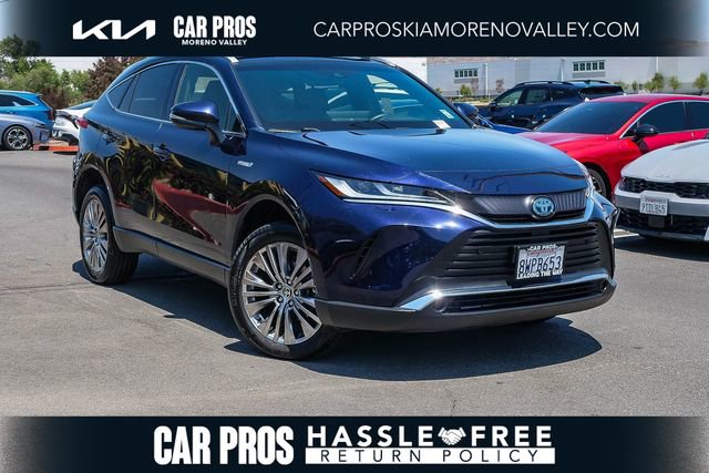 Used 2021 Toyota Venza XLE w/ Carpet Mat Package (TMS)
