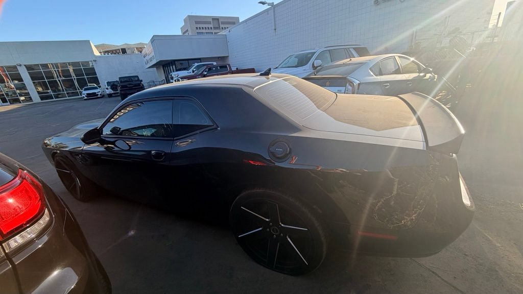 Used 2020 Dodge Challenger SRT Hellcat w/ Plus Package RWD image 4