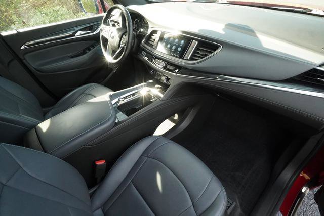 Used 2024 Buick Enclave Essence w/ Trailering Package, 5000 lbs. image 22