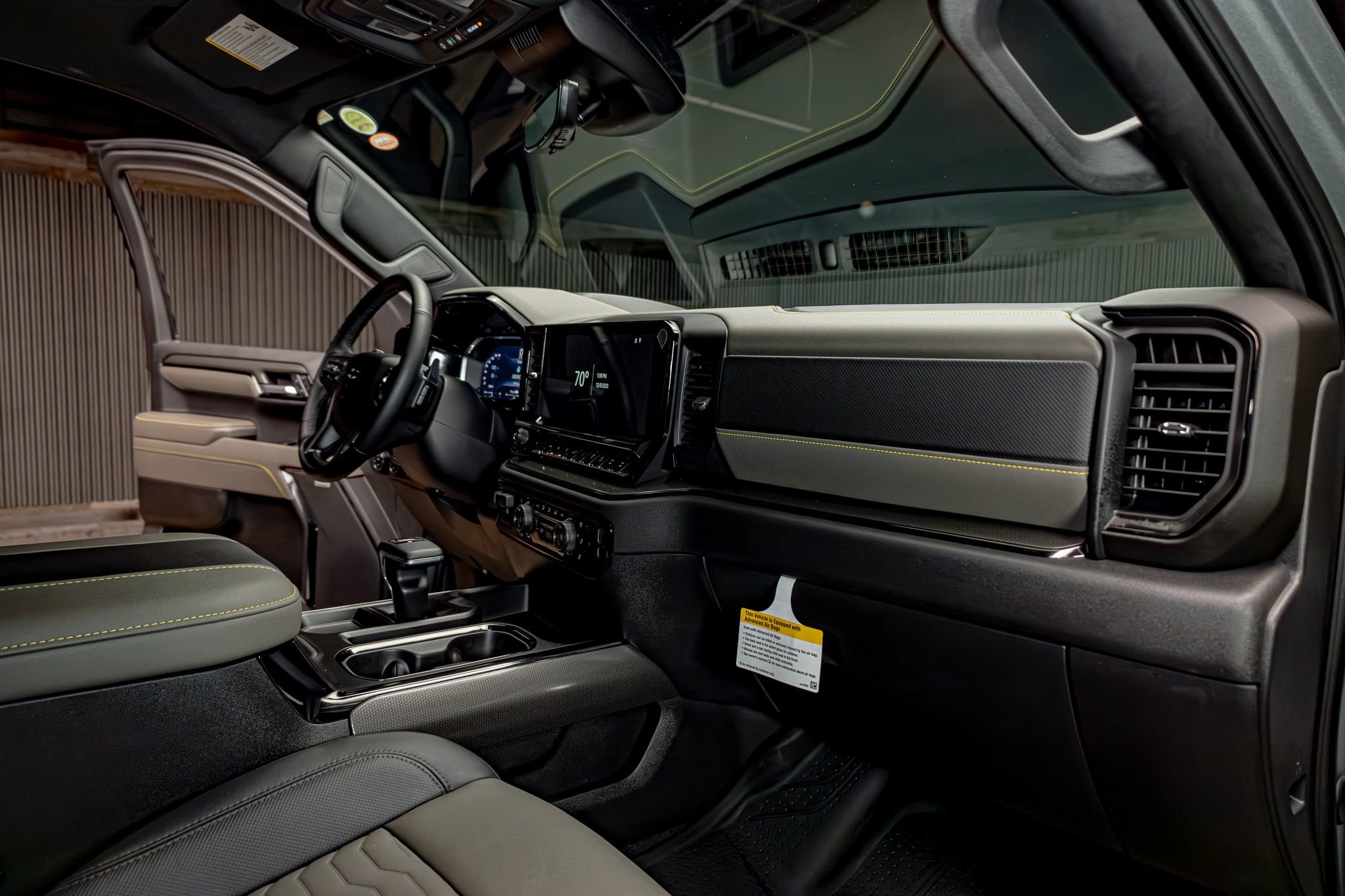 Used 2024 Chevrolet Silverado 1500 ZR2 w/ Technology Package image 20