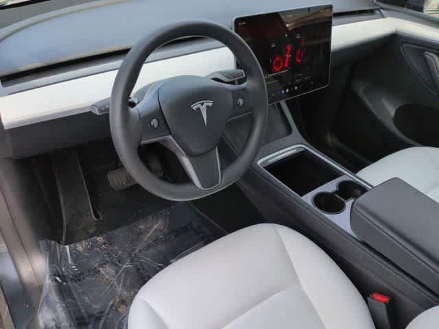 Used 2023 Tesla Model Y Long Range AWD/4WD image 10