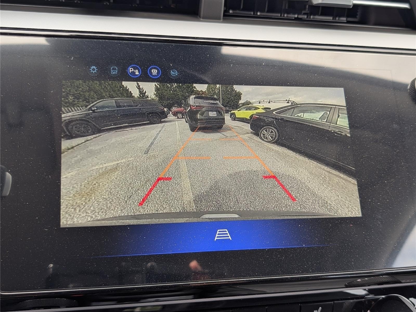 New 2027 Chevrolet Bolt LT w/ Comfort Package FWD image 24