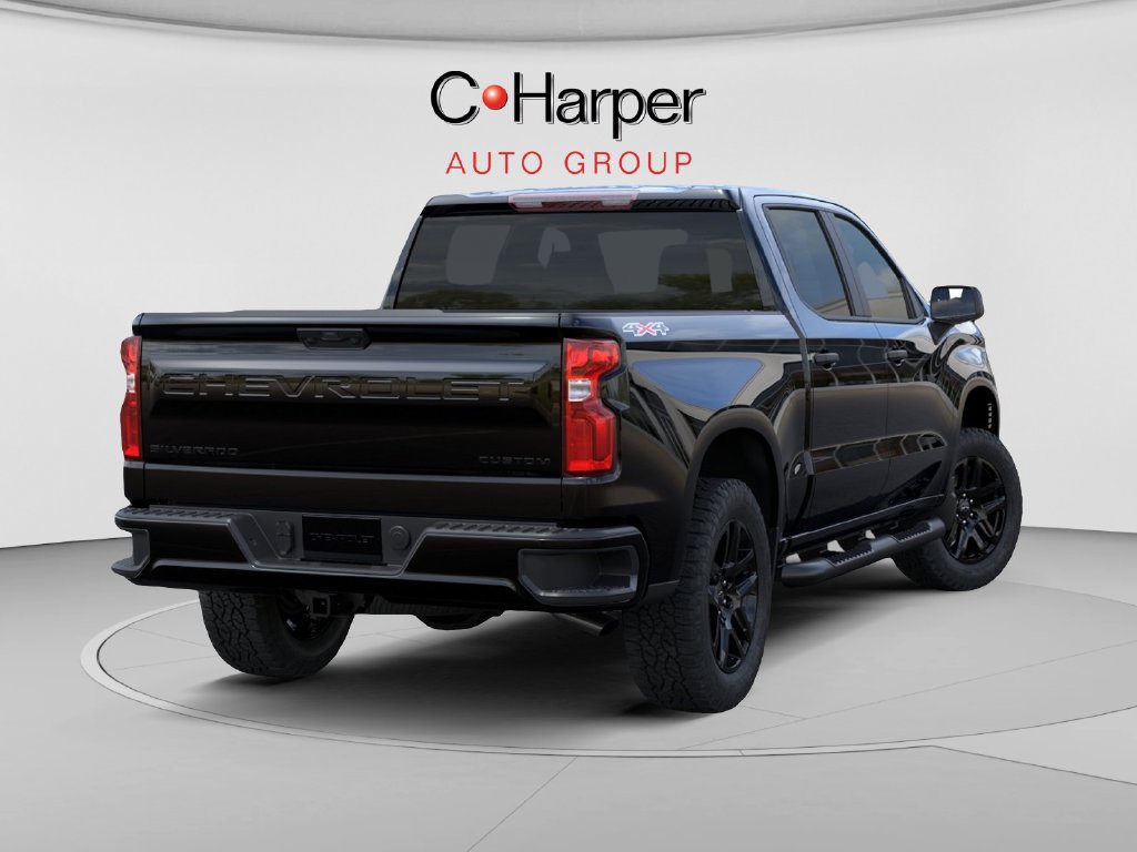 New 2026 Chevrolet Silverado 1500 Custom w/ LPO, Dark Essentials Package AWD/4WD image 4