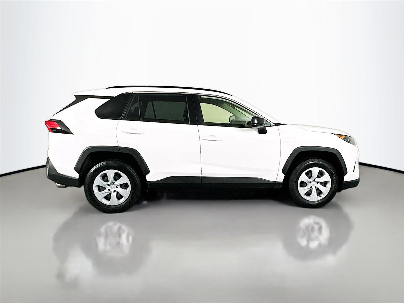 Certified 2019 Toyota RAV4 LE image 8