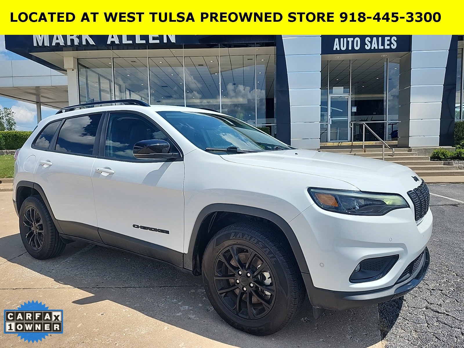 Used 2023 Jeep Cherokee Altitude Lux