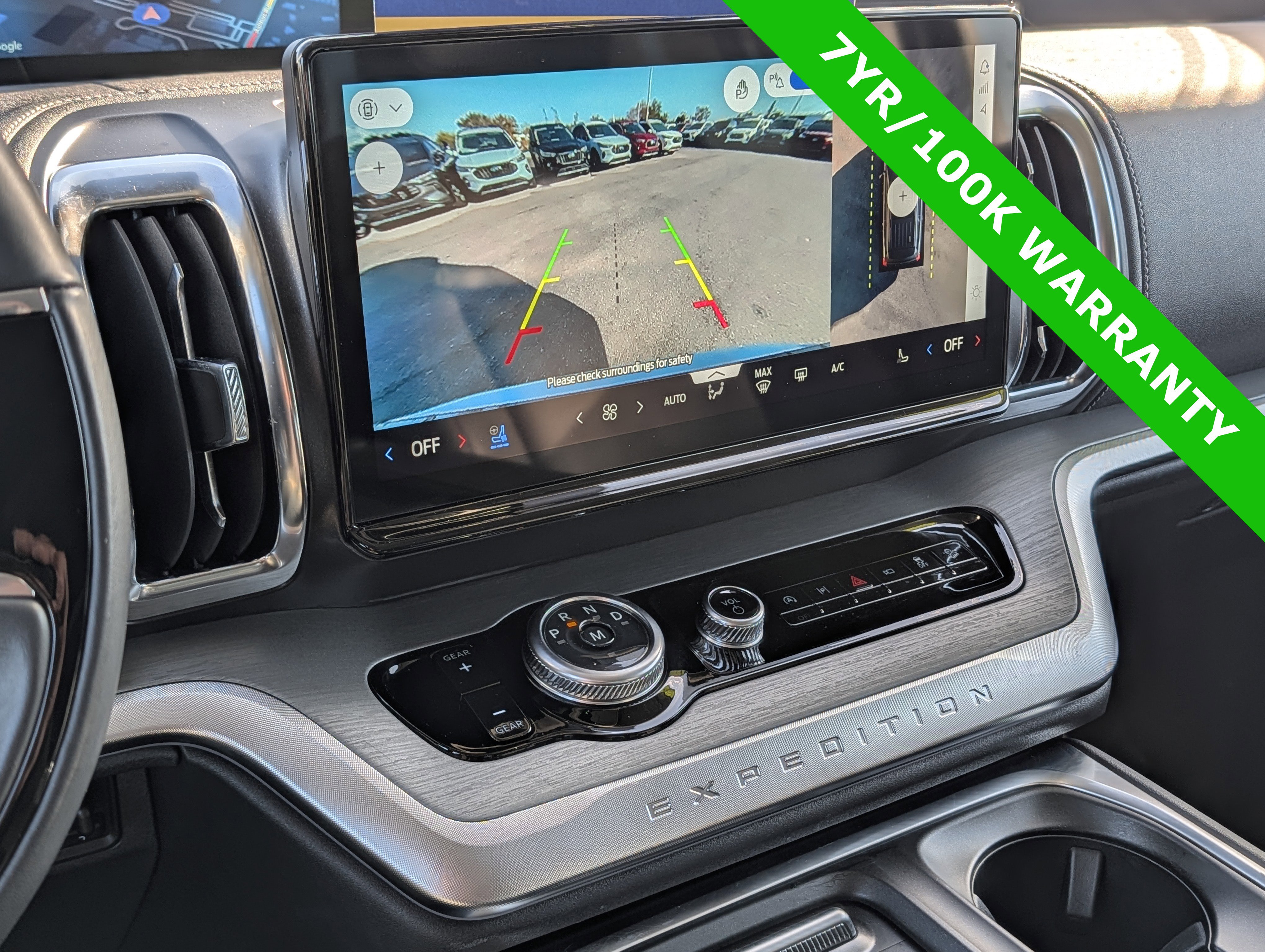 Certified 2025 Ford Expedition Max Platinum image 24