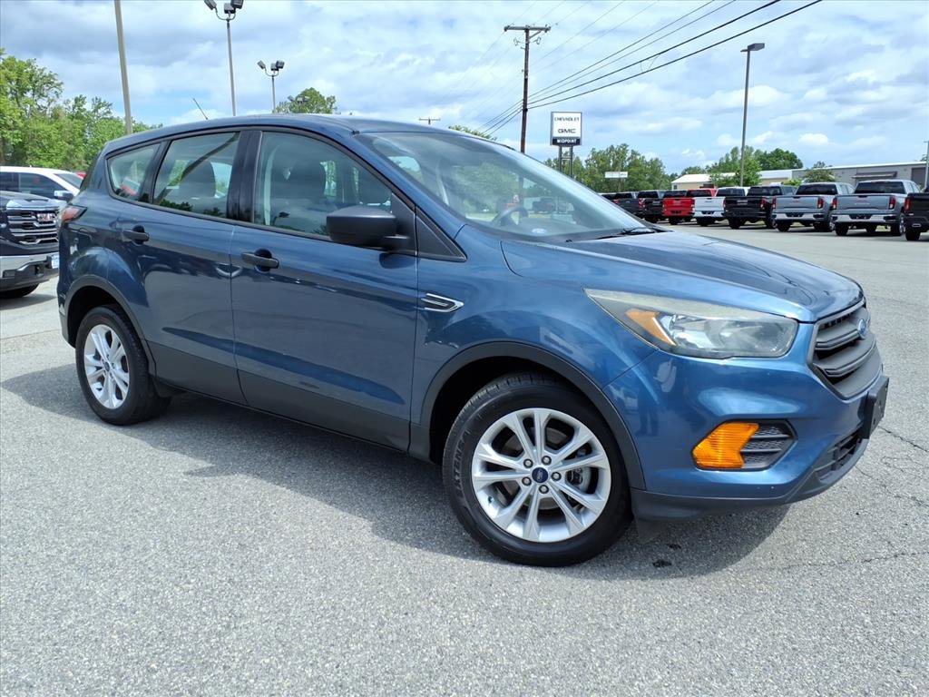Used 2018 Ford Escape S FWD image 2