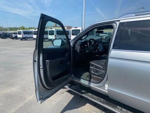 Certified 2023 Ford Expedition Max Platinum image 9