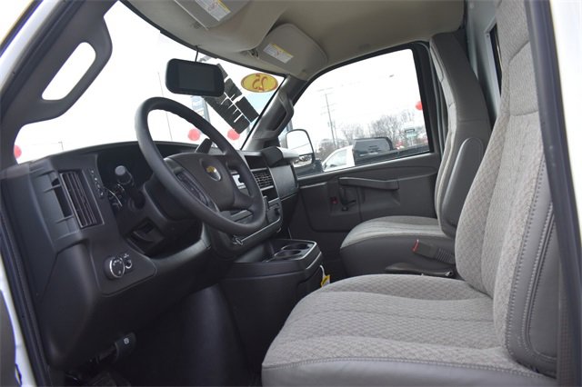 New 2025 Chevrolet Express 3500 Work Van w/ Power Convenience Package image 18