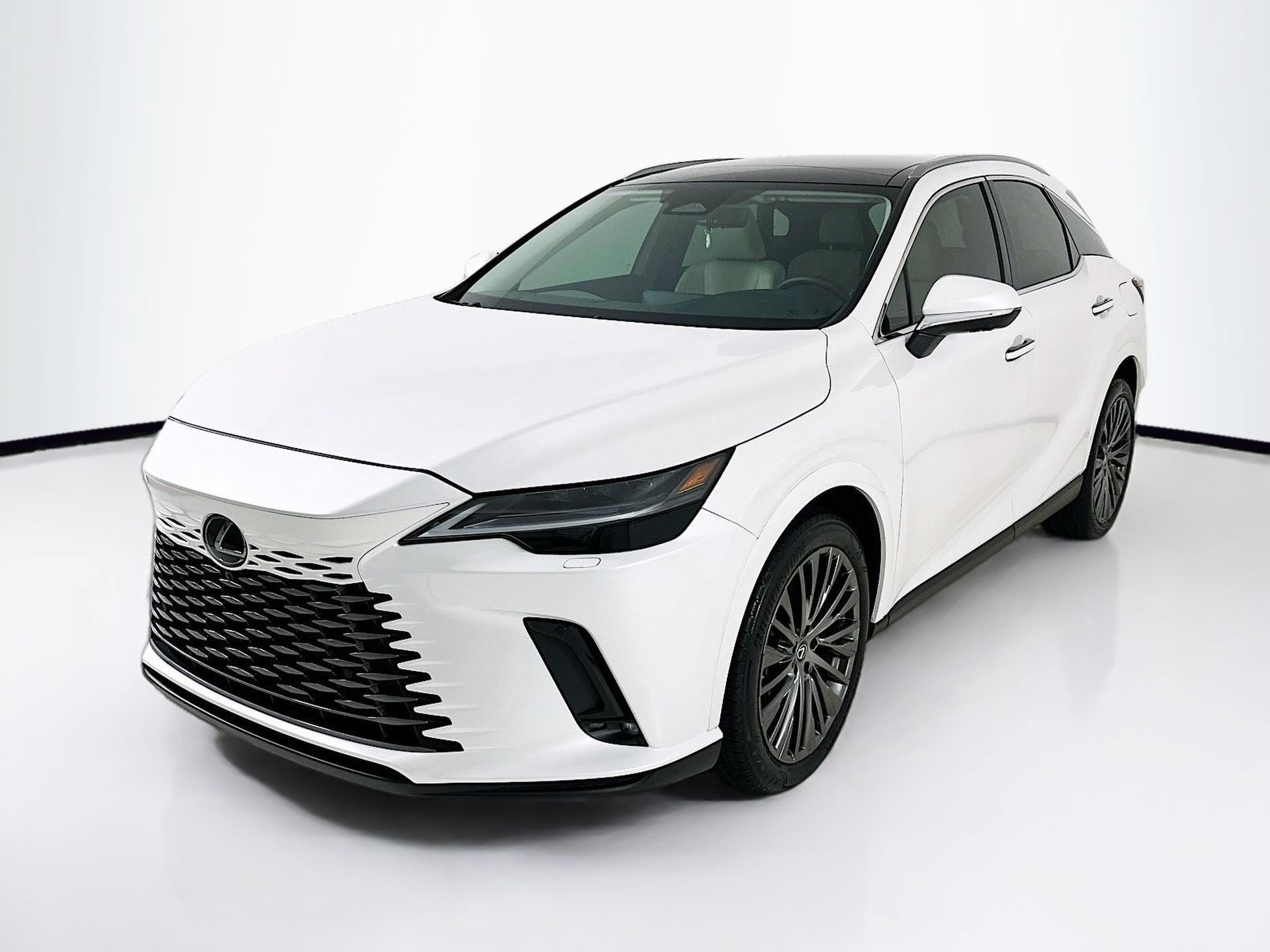 Used 2024 Lexus RX 350 w/ Convenience Package AWD/4WD image 3